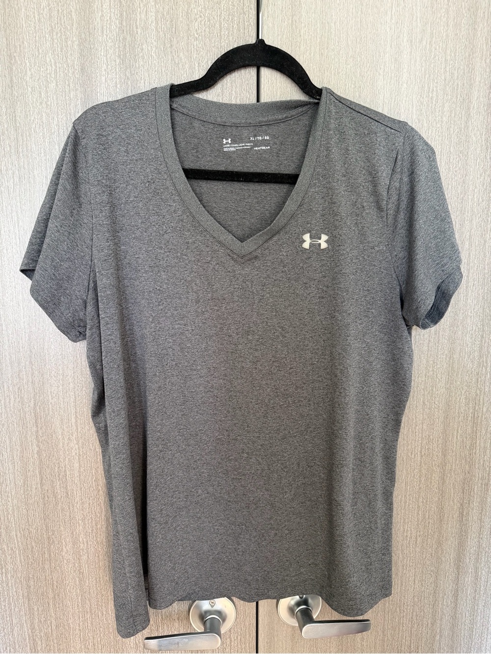 Under Armour Women’s Gray V-Neck Performance Tee